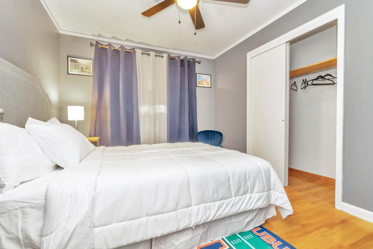 הוילה מונטגומרי Capital City Eagle'S Nest - Pool Table - Pet Friendly - 6 Beds מראה חיצוני תמונה