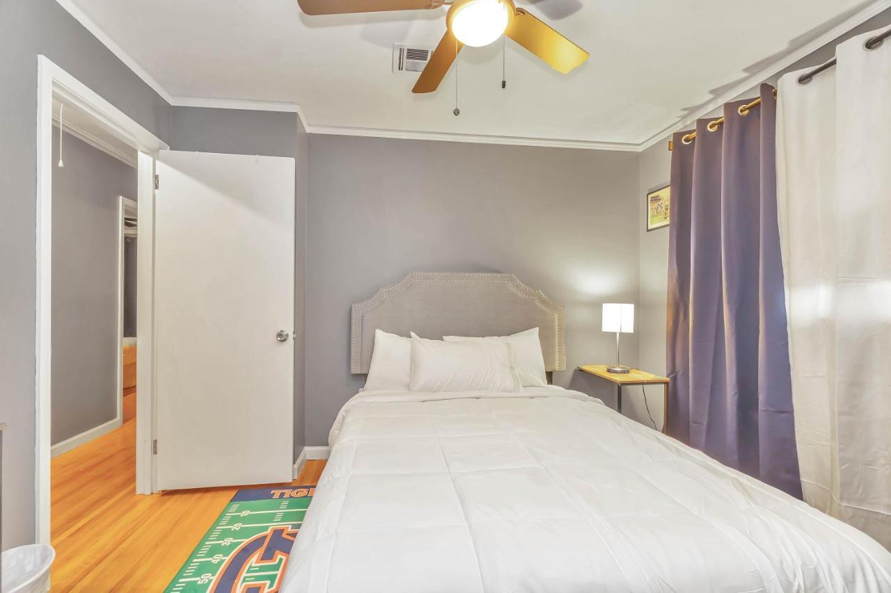 הוילה מונטגומרי Capital City Eagle'S Nest - Pool Table - Pet Friendly - 6 Beds מראה חיצוני תמונה